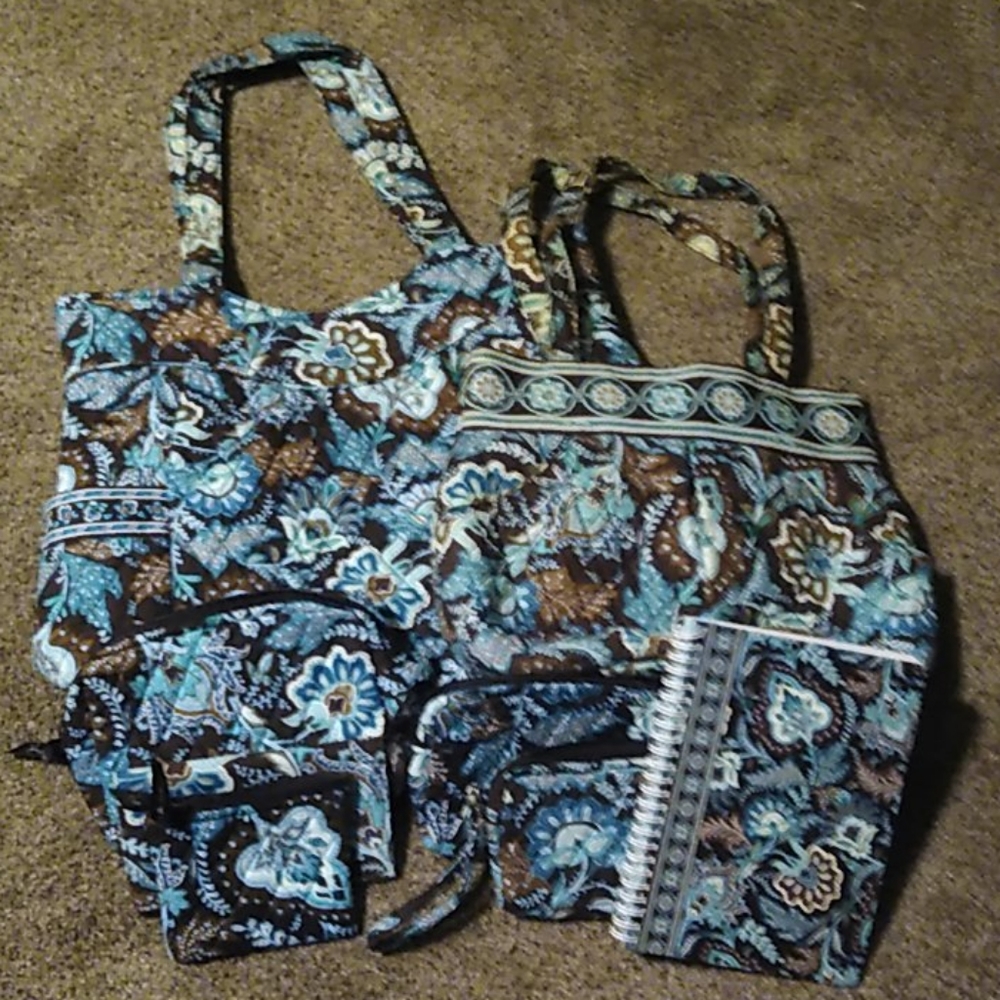 Vera Bradley handbag set
